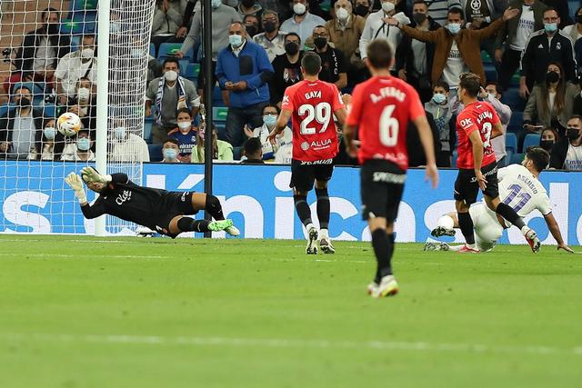 琼斯37+17+11吉林胜山东 原帅34分山西胜北控